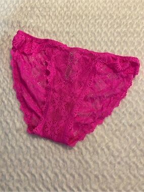 Victorias Secret string bikini panties; pink, size small, nwt, retired